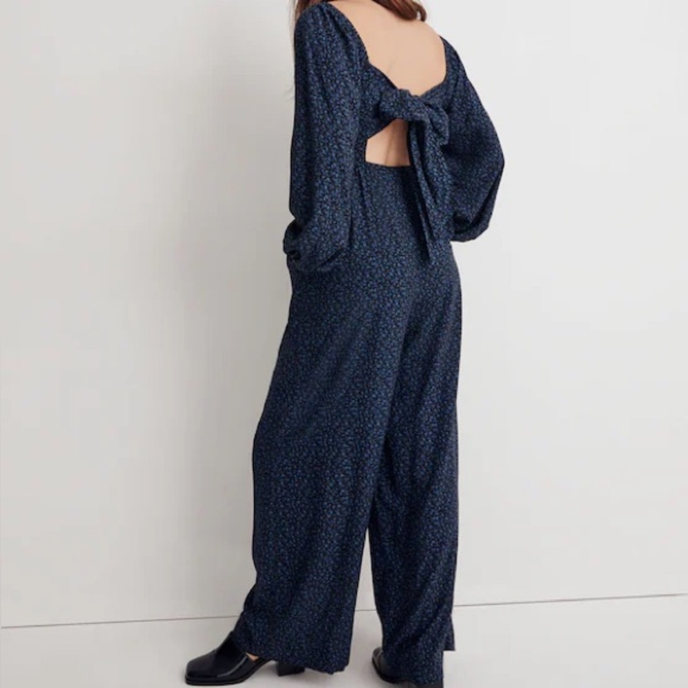 MADEWELL Lucie tie back long sleeve jumpsuit in carmine floral - Picture 4 of 9